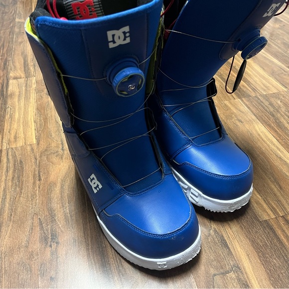 DC Snowboarding Boots Size US12. - Picture 2 of 4